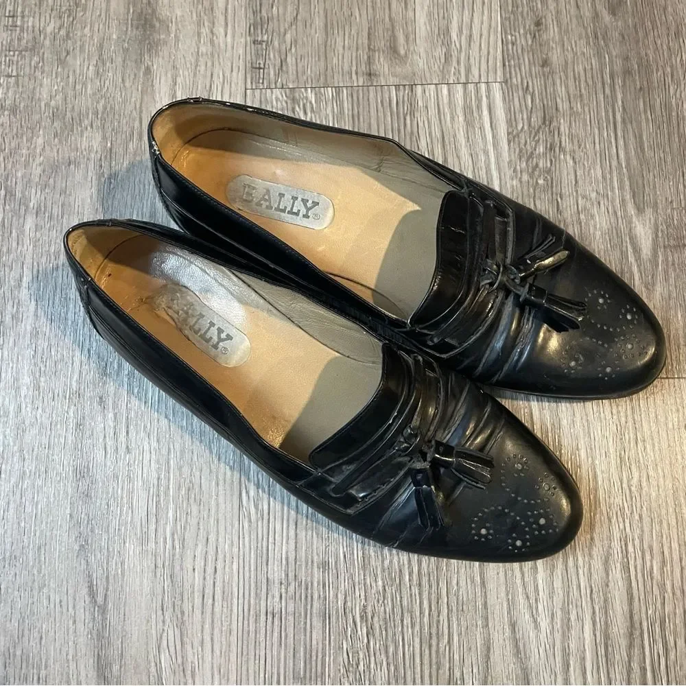 BALLY Vintage Black Leather Tassel Perforated Loafers